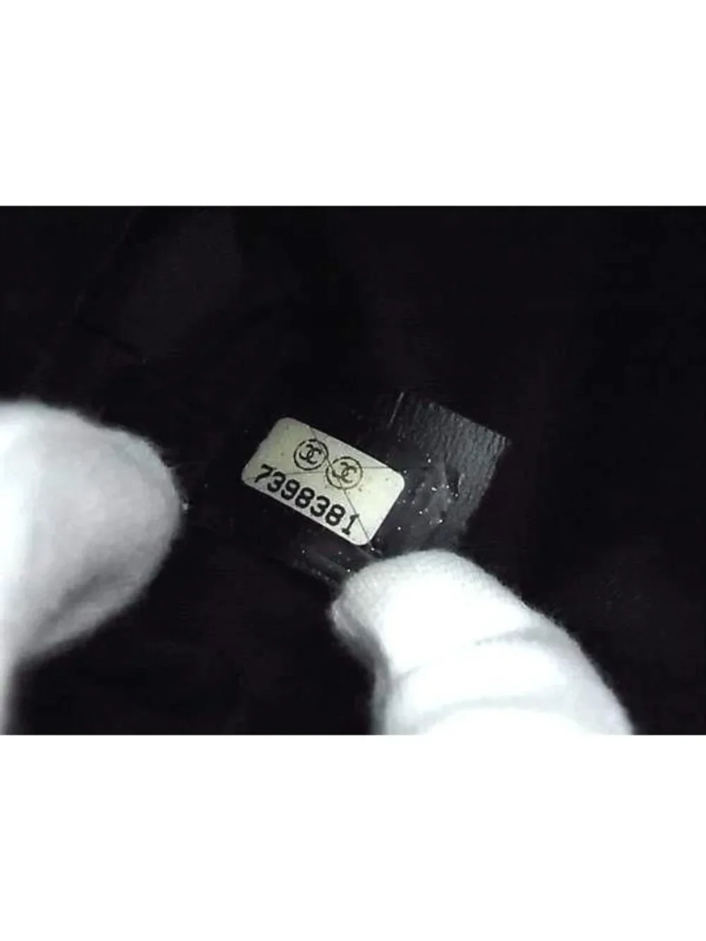 Chanel CC Logo New Travel Line Nylon Pouch Makeup Multi Case Black - Picture 5 of 5